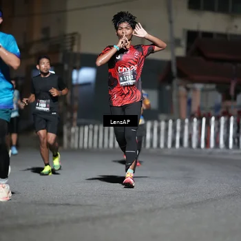 Runner Photo 5740592