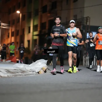 Runner Photo 5740698