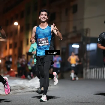 Runner Photo 5740799