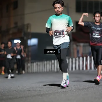 Runner Photo 5740943