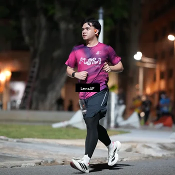 Runner Photo 5741020