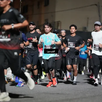 Runner Photo 5741028