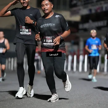 Runner Photo 5741055