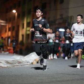 Runner Photo 5741065