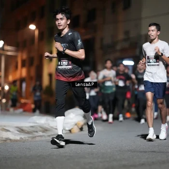 Runner Photo 5741066