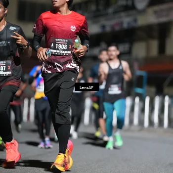 Runner Photo 5741079