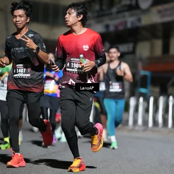 Runner Photo 5741080