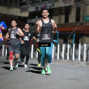 Runner Photo 5741087