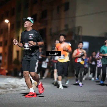 Runner Photo 5741104