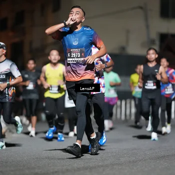 Runner Photo 5741114