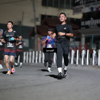 Runner Photo 5741135