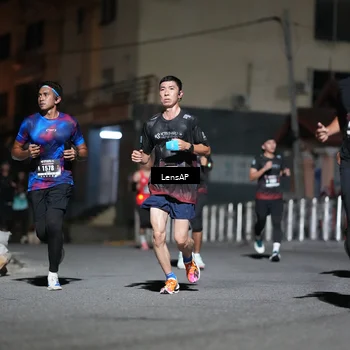 Runner Photo 5741136