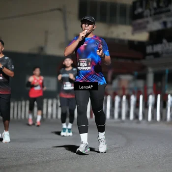 Runner Photo 5741142
