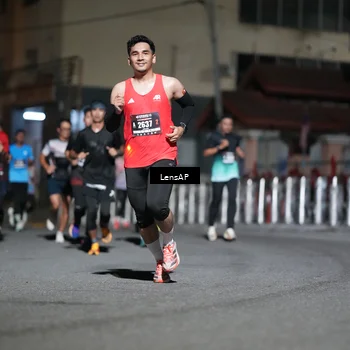 Runner Photo 5741153