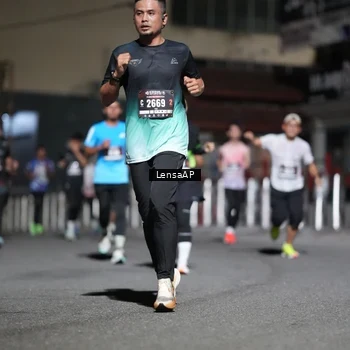 Runner Photo 5741165