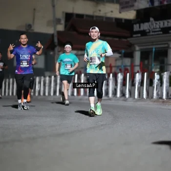 Runner Photo 5741211