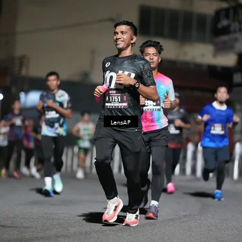 Runner Photo 5741225
