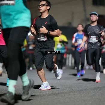 Runner Photo 5741320