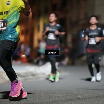 Runner Photo 5741387