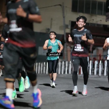 Runner Photo 5741404