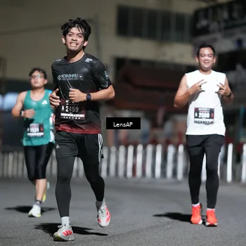 Runner Photo 5741410
