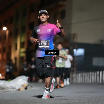 Runner Photo 5741415