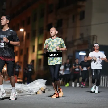 Runner Photo 5741431