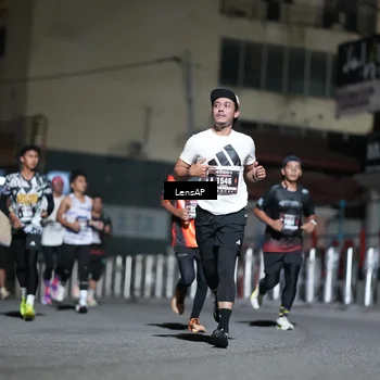 Runner Photo 5741443