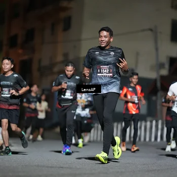 Runner Photo 5741444