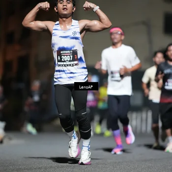 Runner Photo 5741461