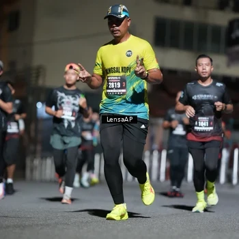 Runner Photo 5741475