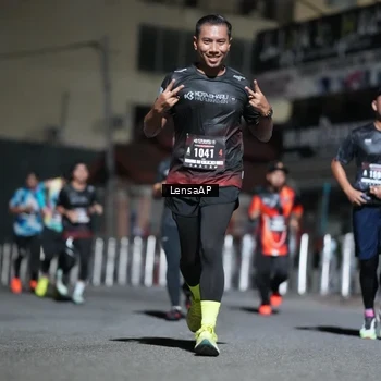 Runner Photo 5741477