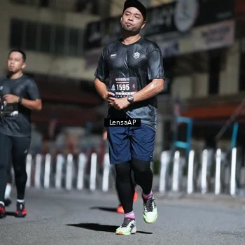 Runner Photo 5741485