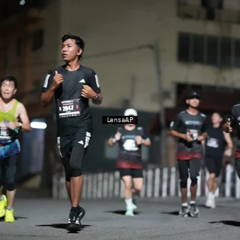 Runner Photo 5741554