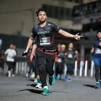 Runner Photo 5741657