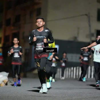 Runner Photo 5741679