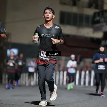 Runner Photo 5741696