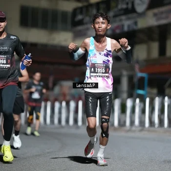 Runner Photo 5741718