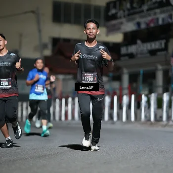 Runner Photo 5741730