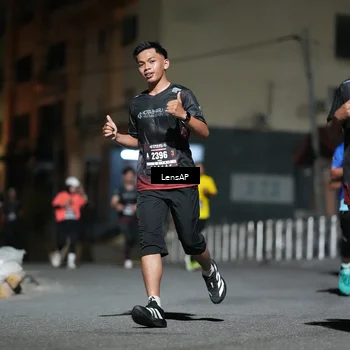 Runner Photo 5741736