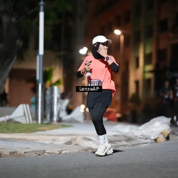 Runner Photo 5741742