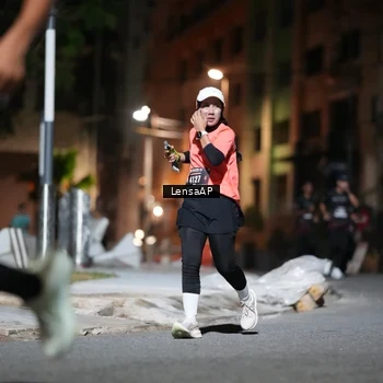 Runner Photo 5741745