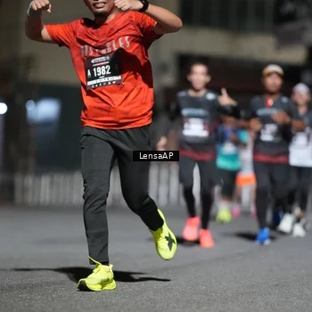 Runner Photo 5741858