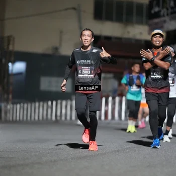 Runner Photo 5741859