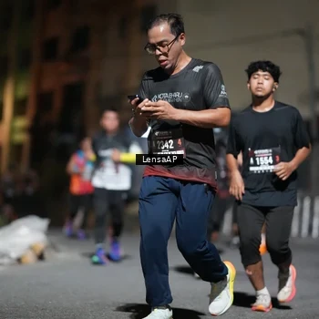 Runner Photo 5742001