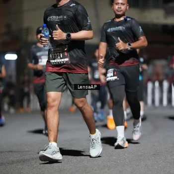 Runner Photo 5742002