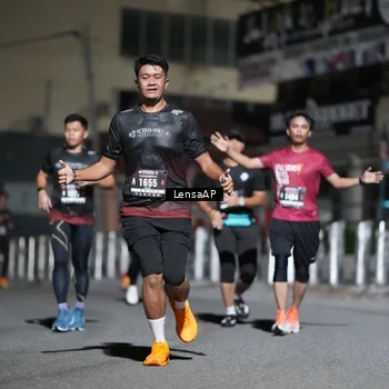 Runner Photo 5742012
