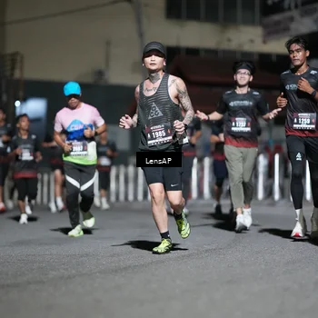 Runner Photo 5742028