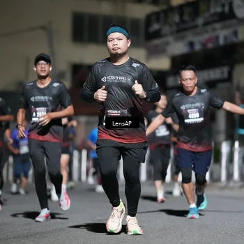 Runner Photo 5742041