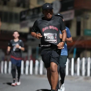 Runner Photo 5742058